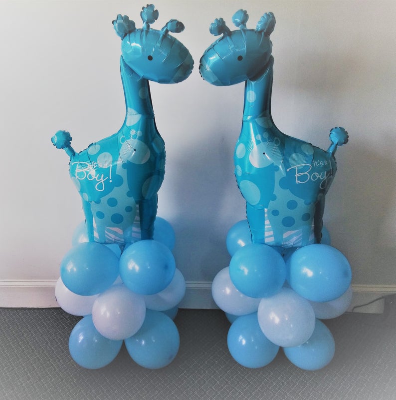 Колонны из шариков с жирафами 2 шт для малыша на выписку из роддома